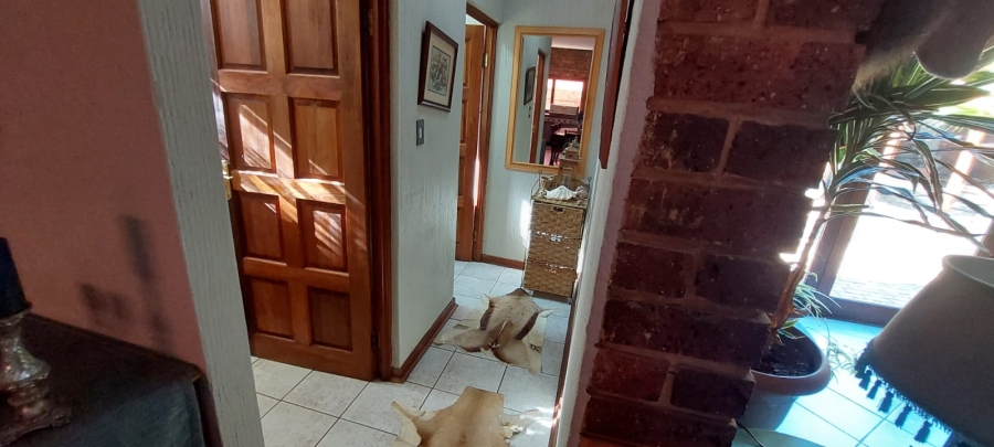 8 Bedroom Property for Sale in Grimbeeck Park North West